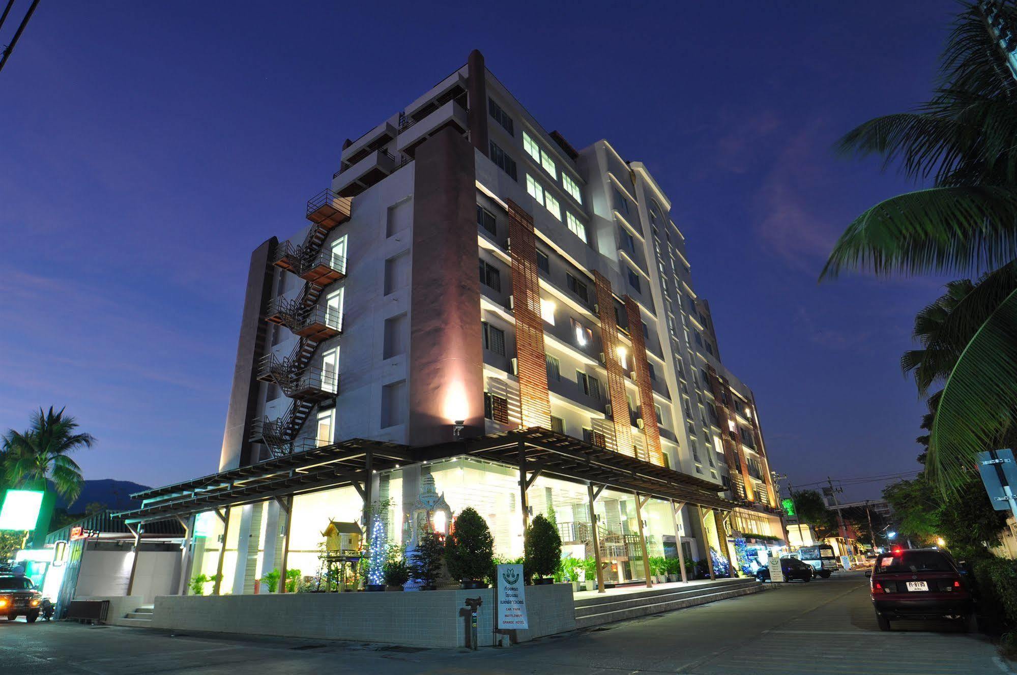 Mayflower Grande Hotel Chiang Mai Exterior foto